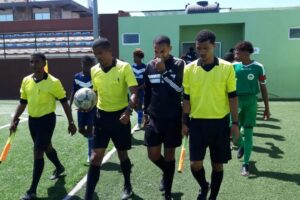 Bola Pra Frente e Batuque entram com o pé direito