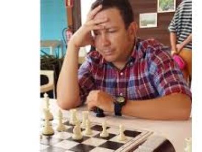 Mariano Ortega Mestre Internacional de Xadrez representa Cabo Verde