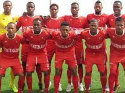Mindelense e Académica do Mindelo no Grupo C no Campeonato Nacional de Futebol