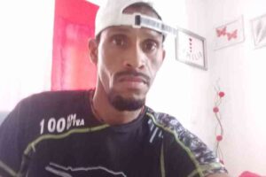 O ultramaratonista cabo-verdiano Jailson Oliveira a caminho da Itália