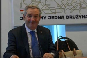 Novo presidente da Confederação Europeia de Esgrima é Presidente Honorário da Federação Cabo-Verdiana dessa modalidade