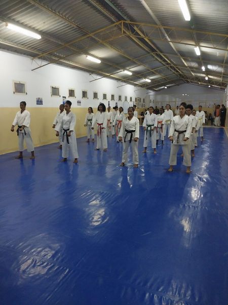 You are currently viewing Karaté deu boas vindas as Mulheres Cabo-Verdianas