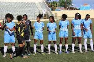 Seven Stars campeão nacional de futebol feminino da época 22/23