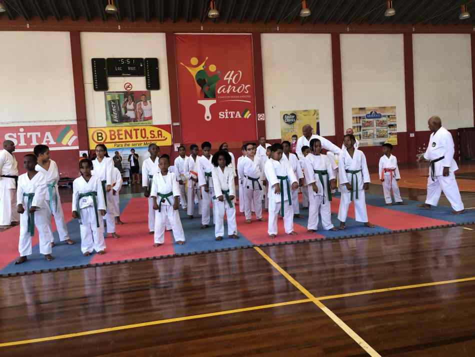 You are currently viewing Os Mestres Luís Fortes e José António Brazão os grandes homenageados no Campeonato Nacional de Karaté