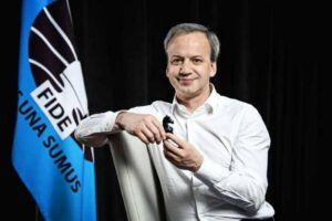 O presidente da Federação Internacional de Xadrez, vai estar presente no encerramento do CNIA 2023