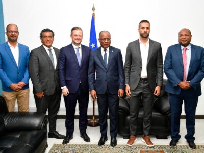 Presidente do Comité Paralímpico Internacional visita Cabo Verde