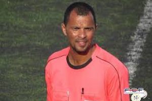 A FIFA nomeia uma equipa de arbitragem para jogo das eliminatórias do Mundial 2026